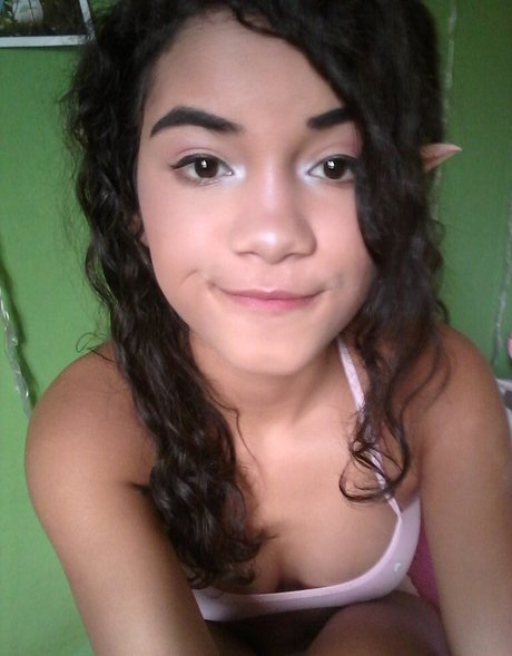 Criss Kersmist naked pornstar img