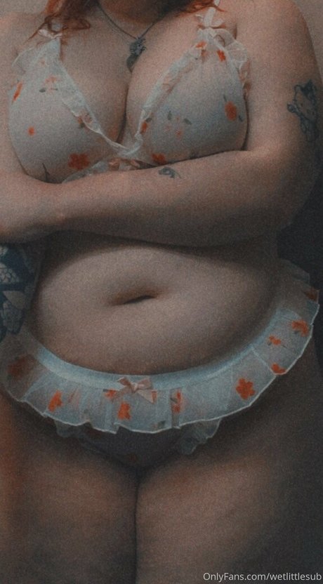 wetlittlesub erotic star gallery