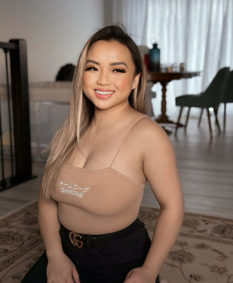 Jintarai Preciousgin perfect actress image