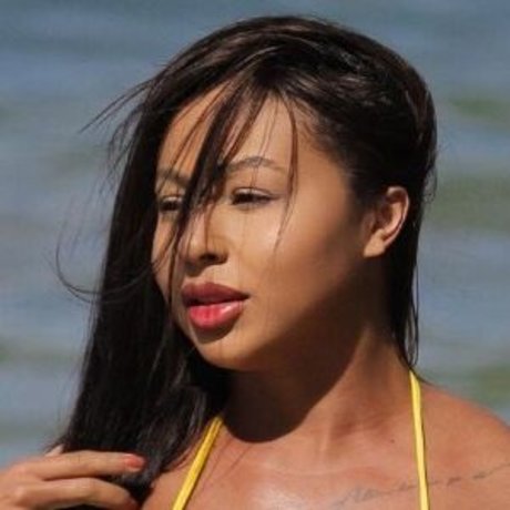 Nicolly Rosae sexy actress img