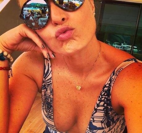 angelicaksy art star image