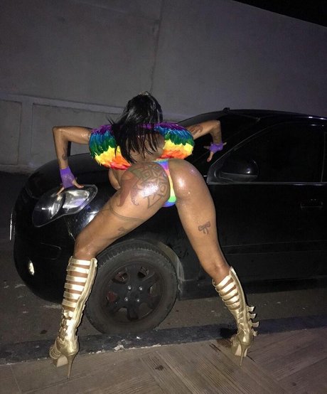 Ines Brasil star top photo