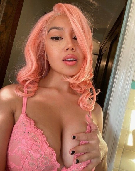 Ash kuro free star photo