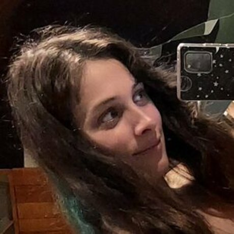 wnellafree model free photo