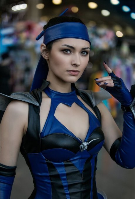 jukcosplay model naked image