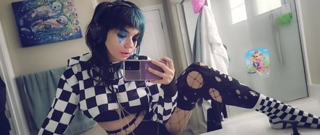 Knives perfect actress image