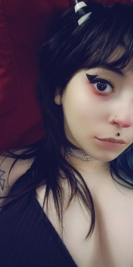 Knives sexy pornstar photos