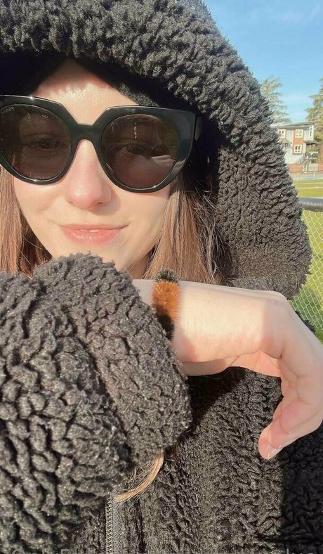 misshelenalue xxx star photos