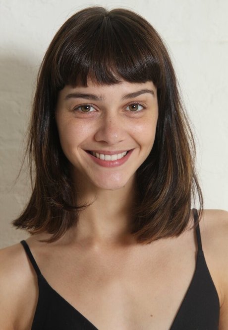 Emma Appleton naked star pics