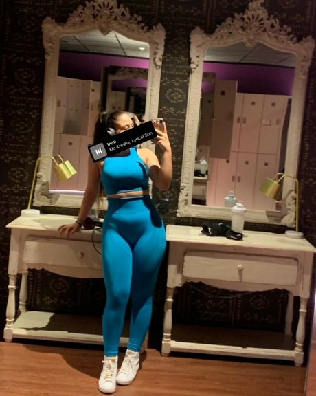 Sah Santtos_ hd pornstar img