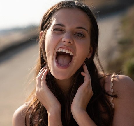 Taya Brooks pornstar sexy images