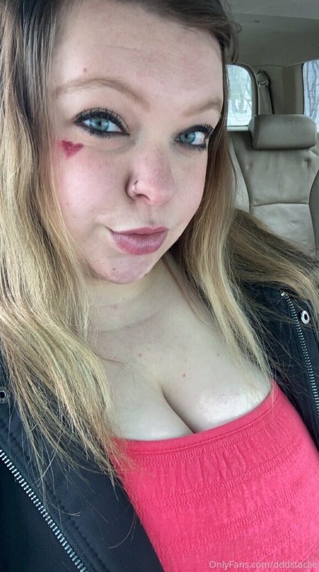 dddstaciie Profile pic