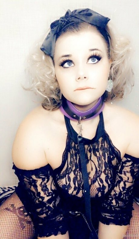 hottest milf onlyfans hot naked galleries