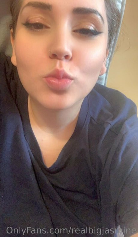 realbigjasmine pornographic star picture
