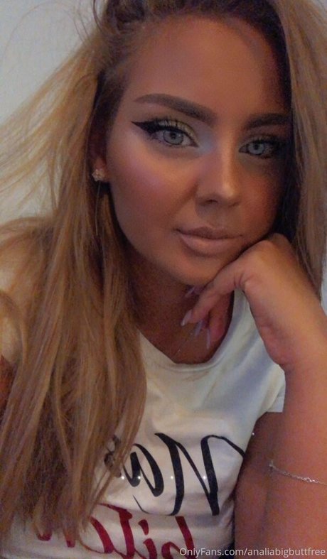 analiabigbuttfree perfect pornstar pictures