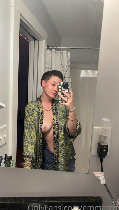 emmasttt beautiful model img