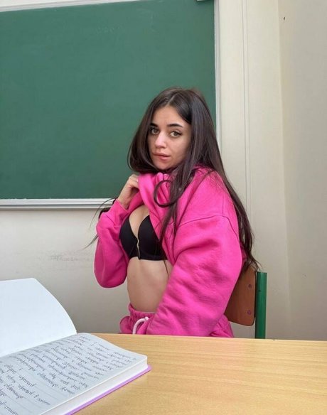 blondyaria beautiful star photos