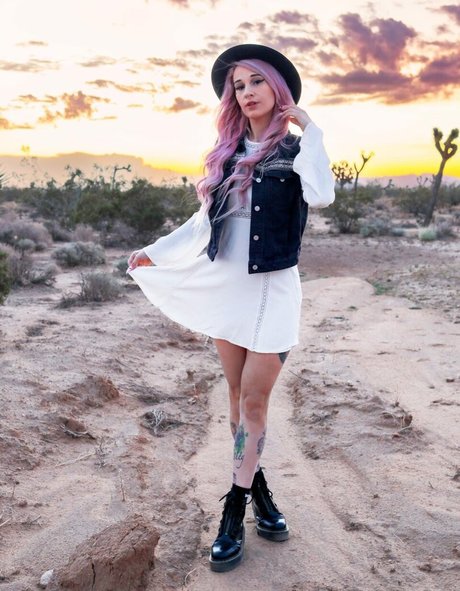 lizadoll model best images