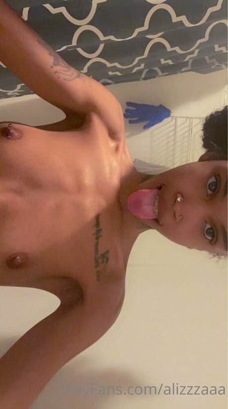 prettyfaceslimm star top archive