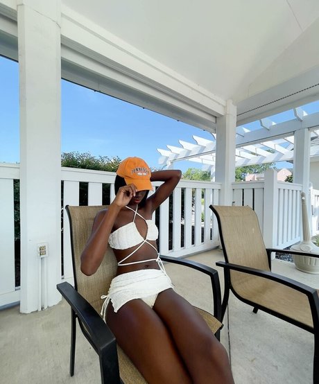 Luhmulaa model nude gallery