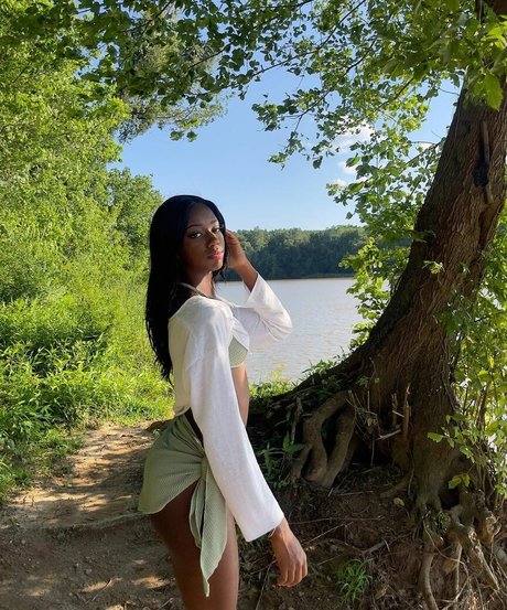 Luhmulaa pornographic model archive