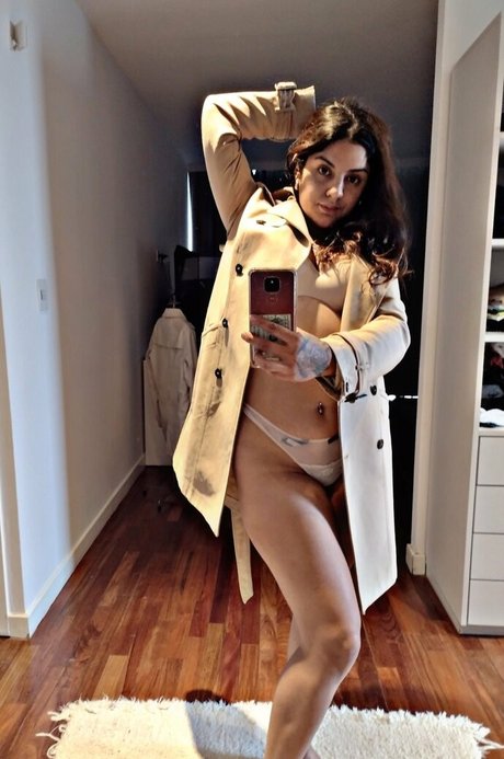 viperlatina star naked picture