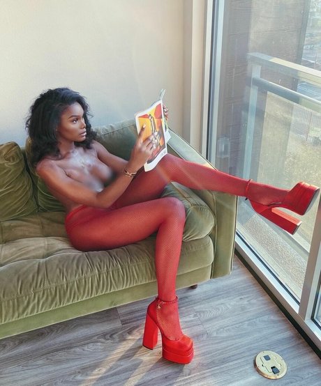 TS Imani best pornstar pics