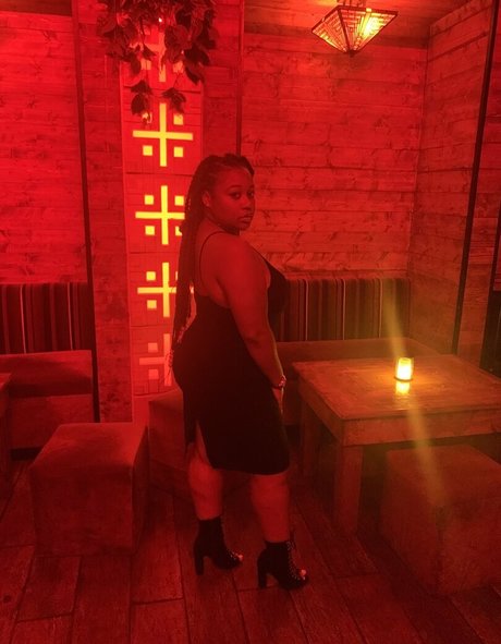 shortstacc star beautiful pics