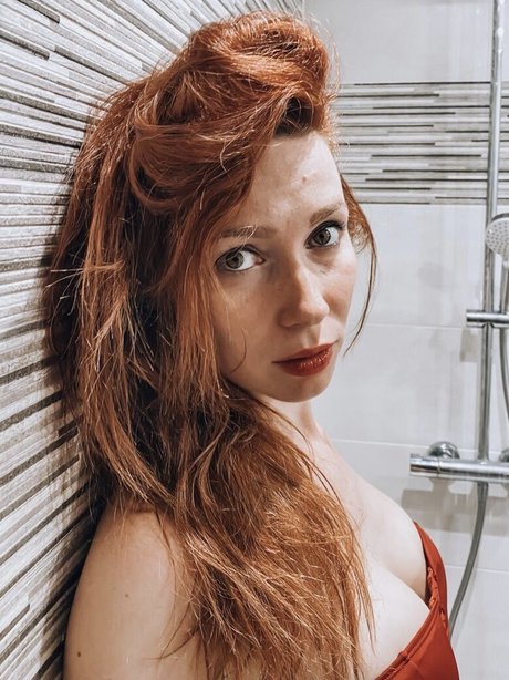 Freyja wlf star nude picture