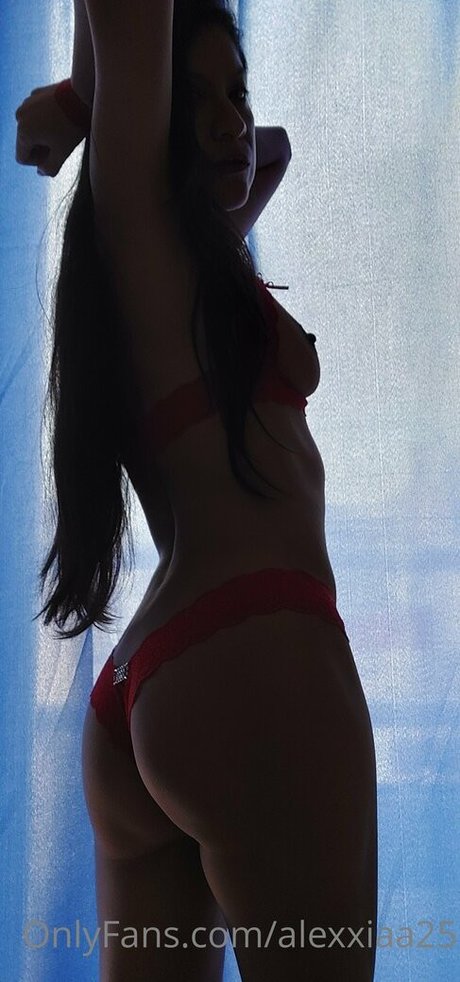 alexxiaa25 porn star img