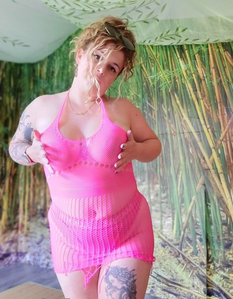 pregnantgothmama model xxx pics