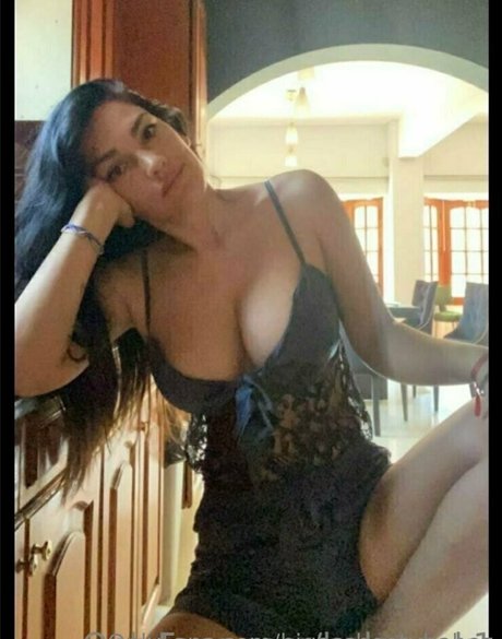 bigassbootybabez model naked gallery