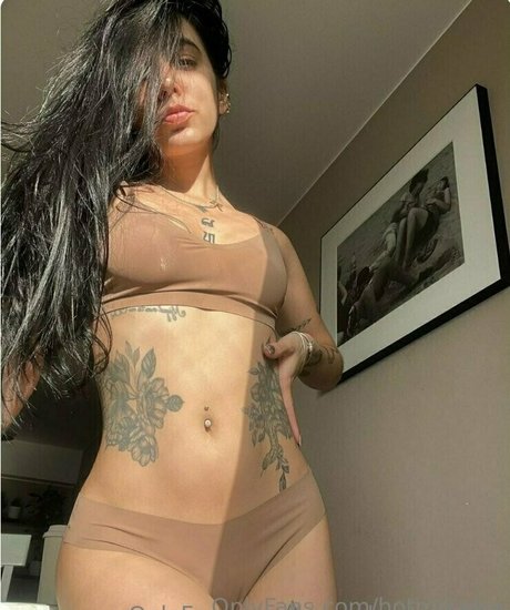 bigassbootybabez naked star pics