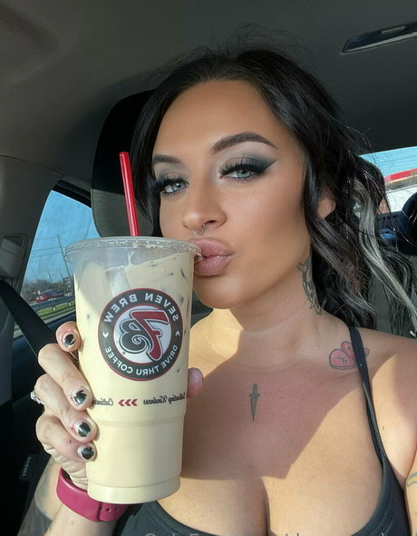 Demoncakes pornstar nudes archive