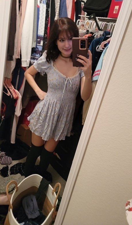 Bunimilk naked actress img