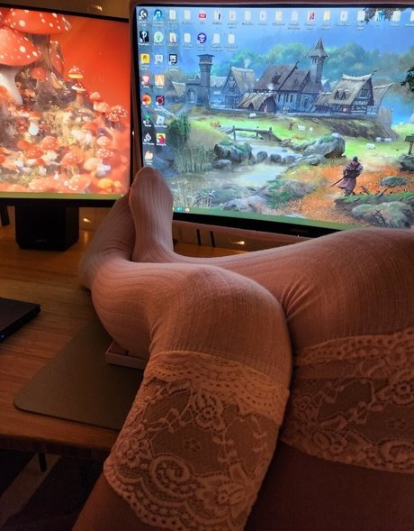 Bunimilk erotic actress photo