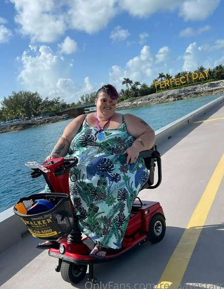 reenayestarr sexy actress pic