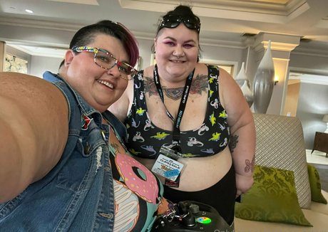 reenayestarr naked pornstar pictures