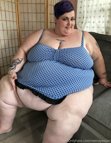 petite slut onlyfans naked pic