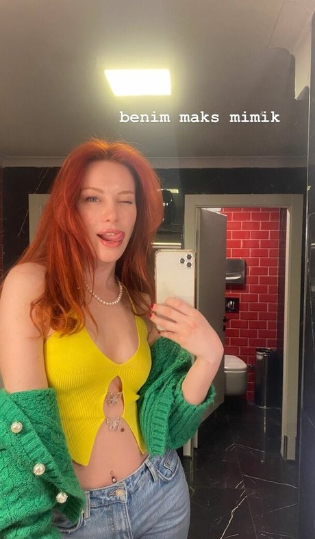 Aysennyuksel high quality pornstar image