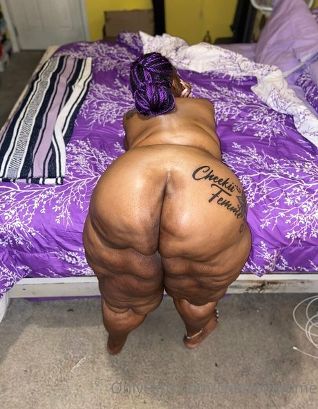 cheekiifemme high quality actress picture