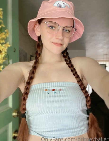 britneybaker model erotic photo