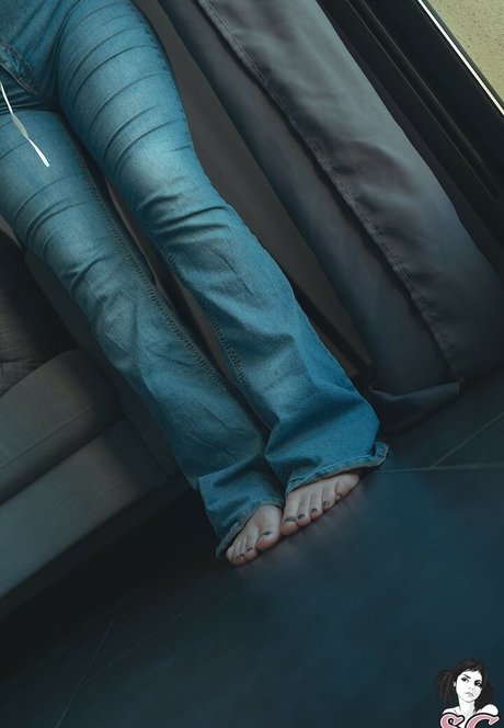 Kamikasered model pretty photos