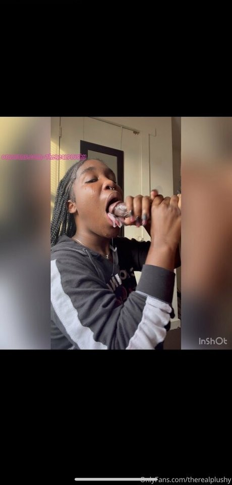 therealplushy sex actress image