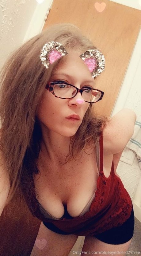 blueeyednerd71free nude actress pics