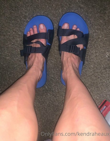 kendraheaux star hot pictures