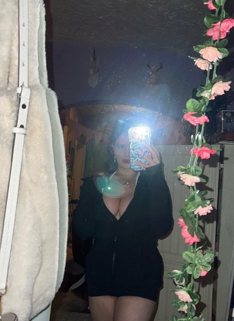 vanessinator model best pics