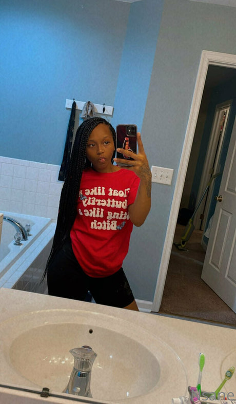 nsaneee model perfect pics