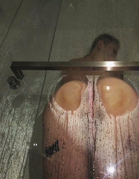 mochimochisosweet xxx pornstar picture