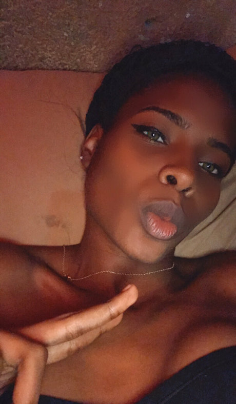 fannyskinny01 adult star picture